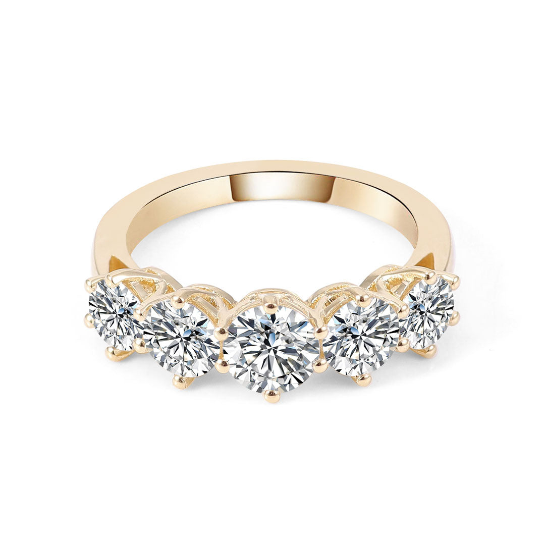 Majestic Solitaire Diamond Ring | 18K Solid Gold - Detail View 4 | Worldiamond D VVS1 Lab Grown Diamond