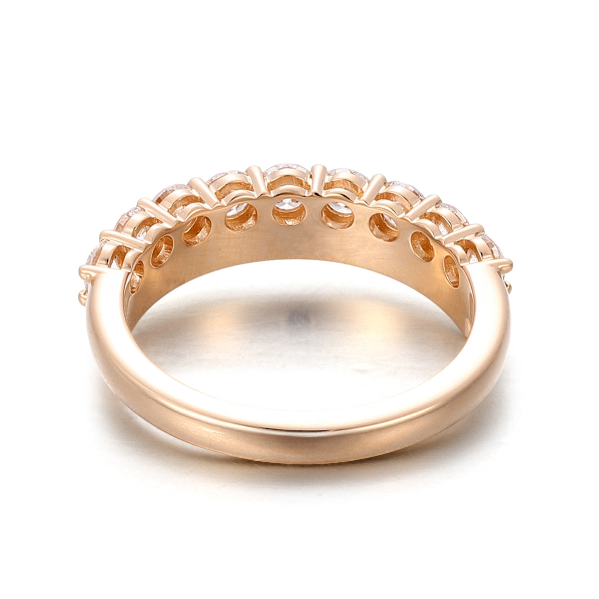 Classic 3mm Diamond Row Ring | 18K Solid Gold - Detail View 3 | Worldiamond D VVS1 Lab Grown Diamond